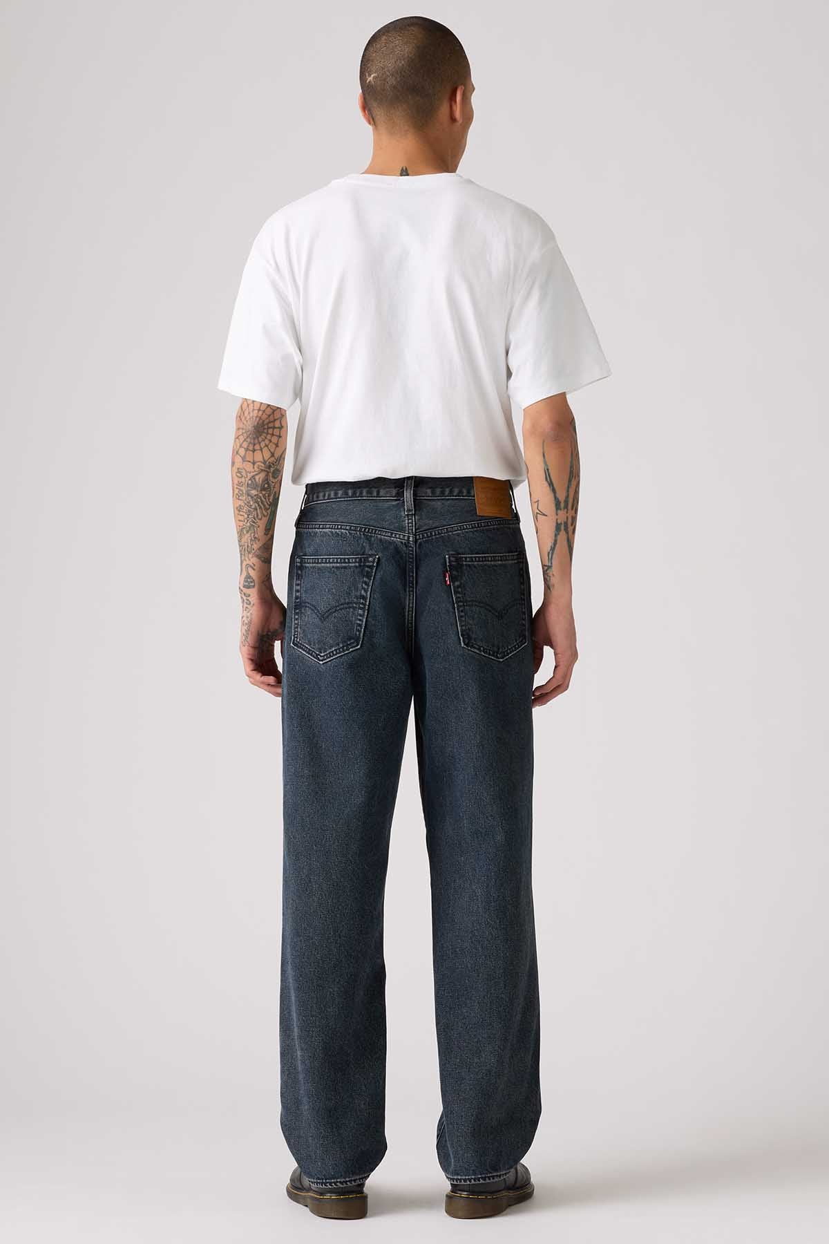 Levi's