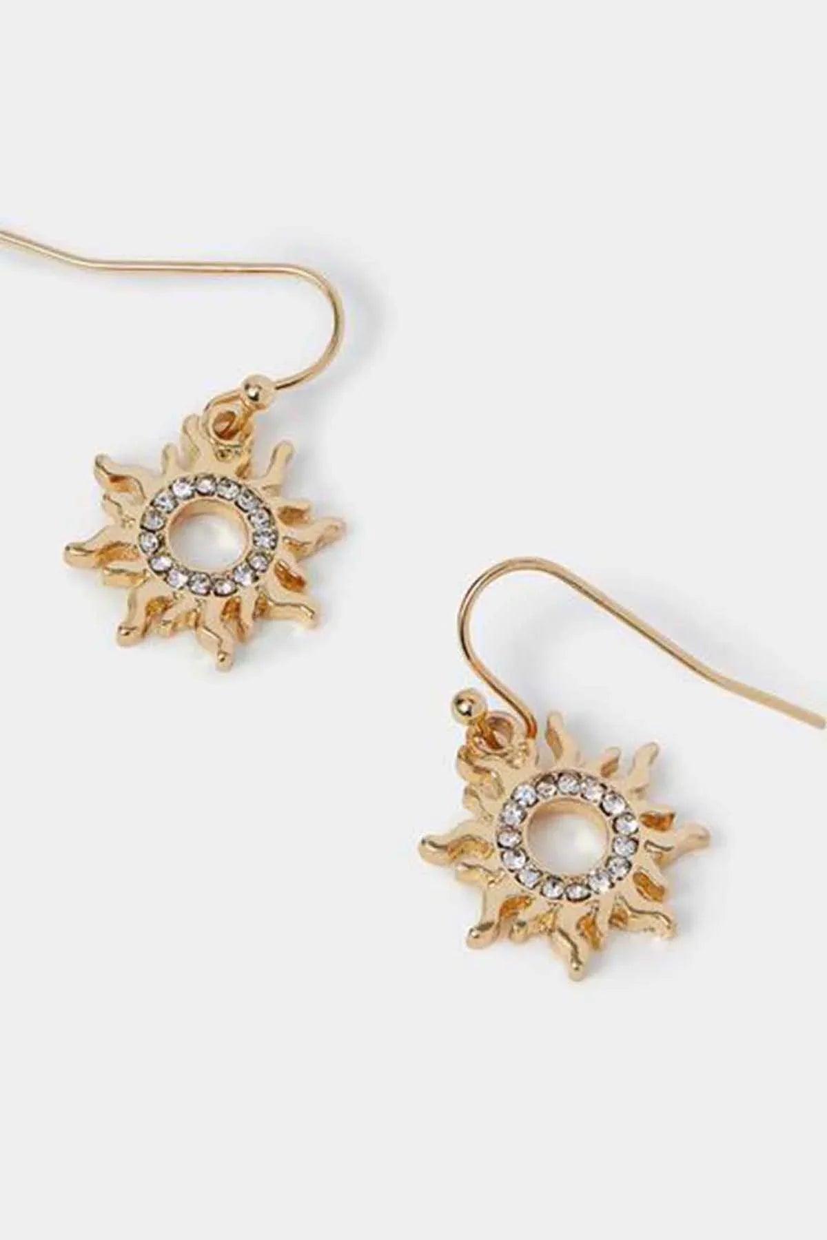 Accessorize - AK Galleria