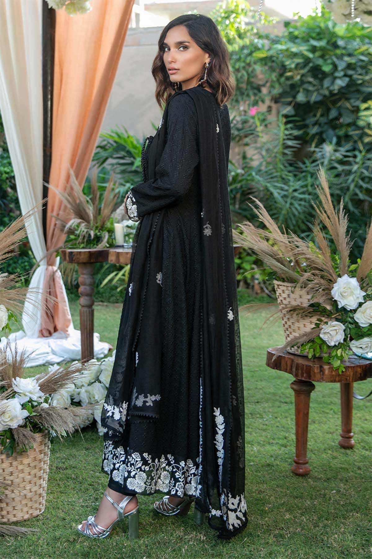 Nimra Kashif - AK Galleria