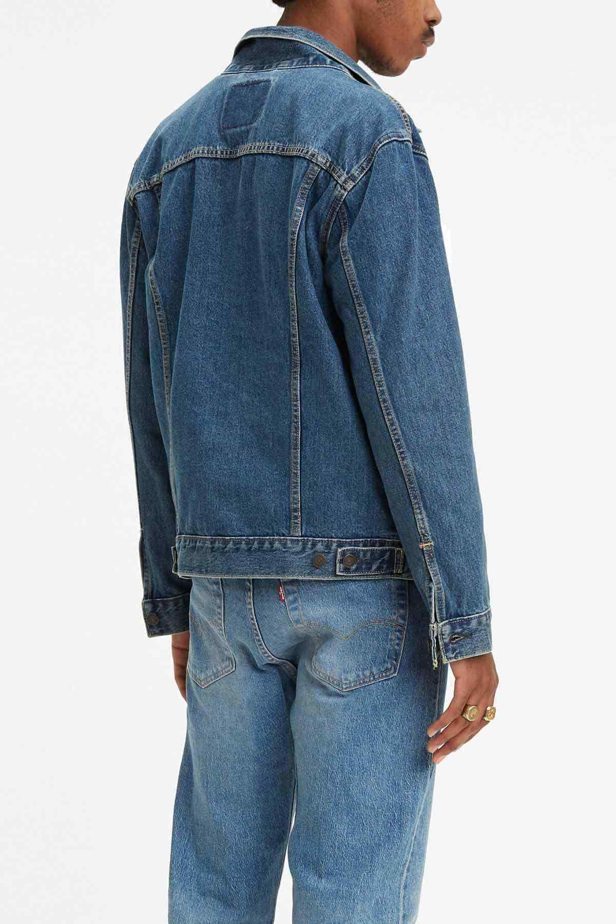 Levi's - AK Galleria