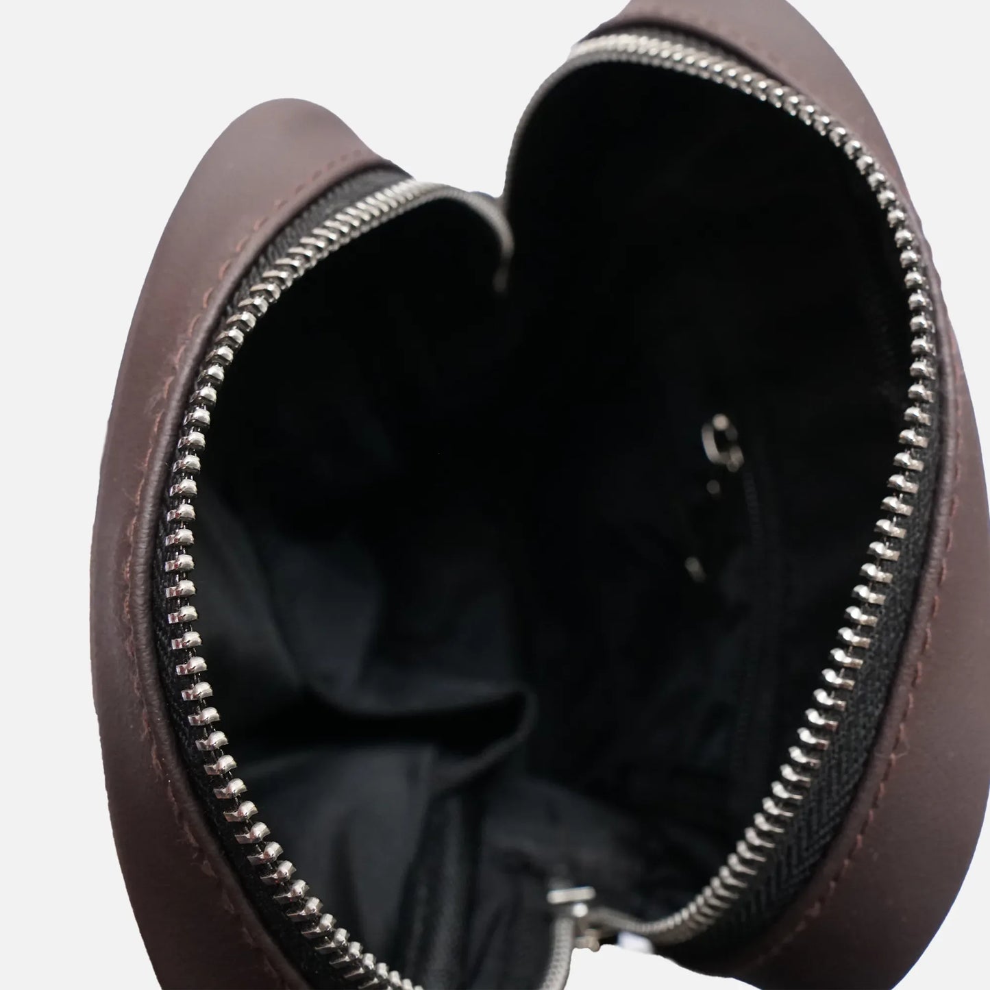 A tailor's son - AK Galleria