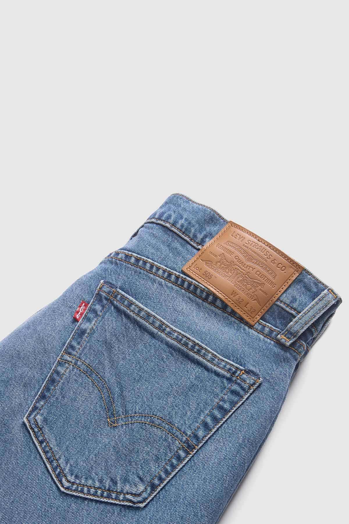 Levi's