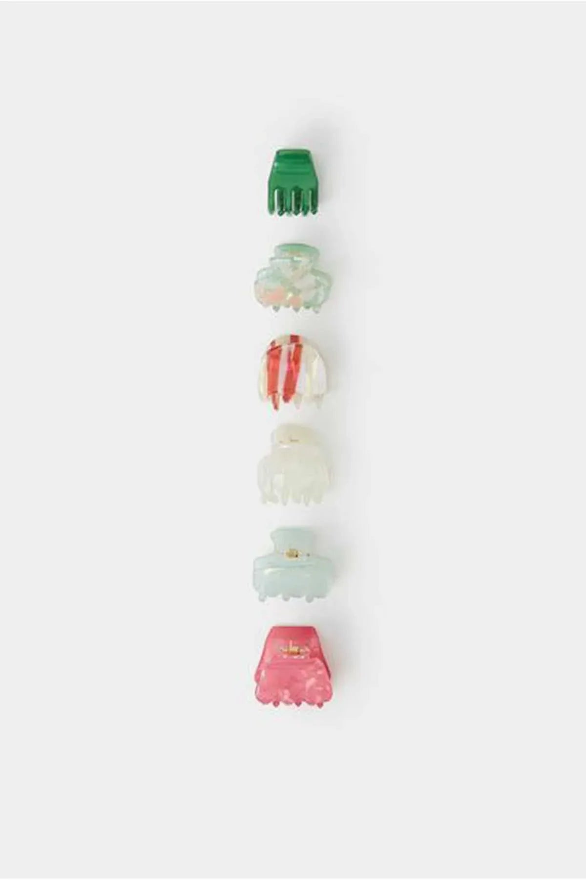 Accessorize - AK Galleria