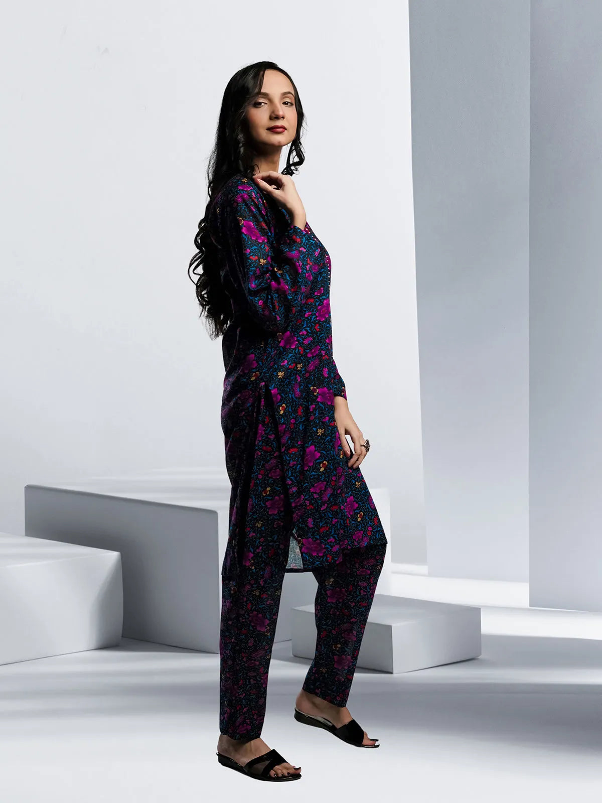 Ahlam Closet By safa textile