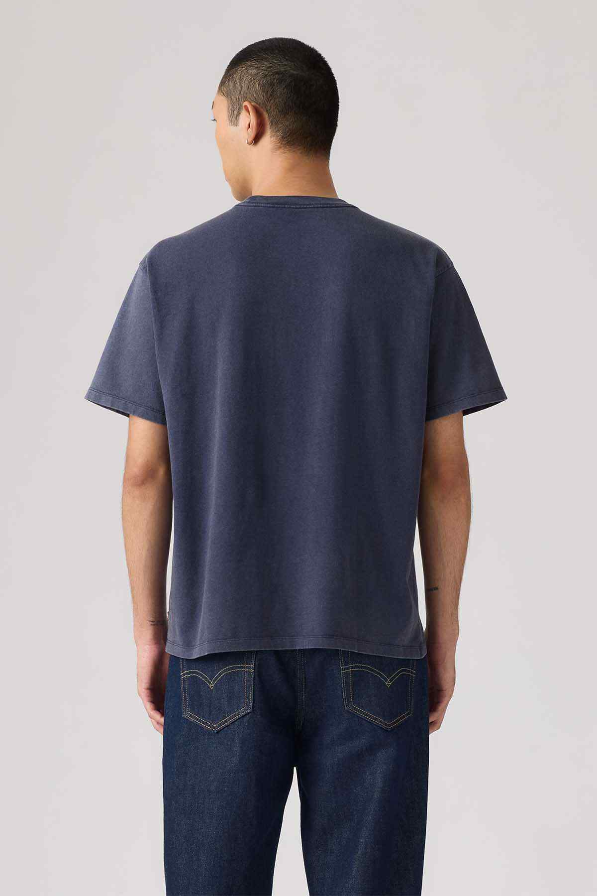 Levi's men's dark blue T-shirt back view