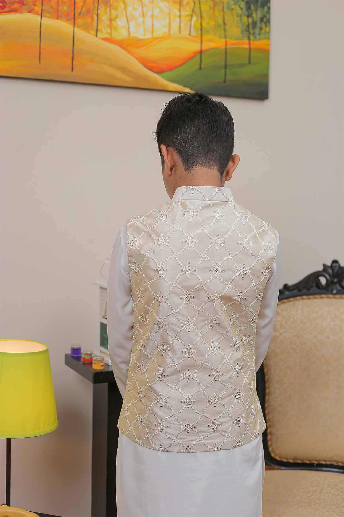 Real Image - AK Galleria