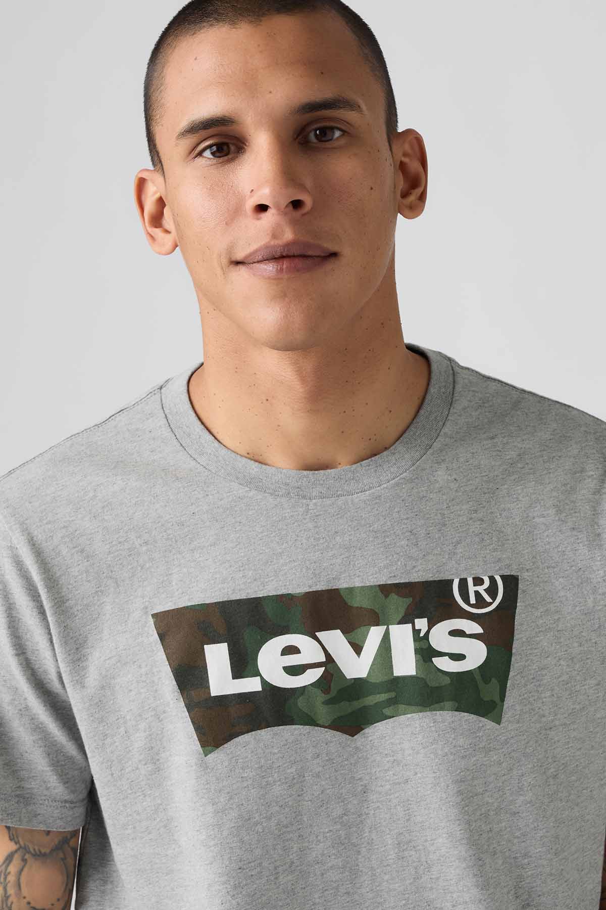 Levi's