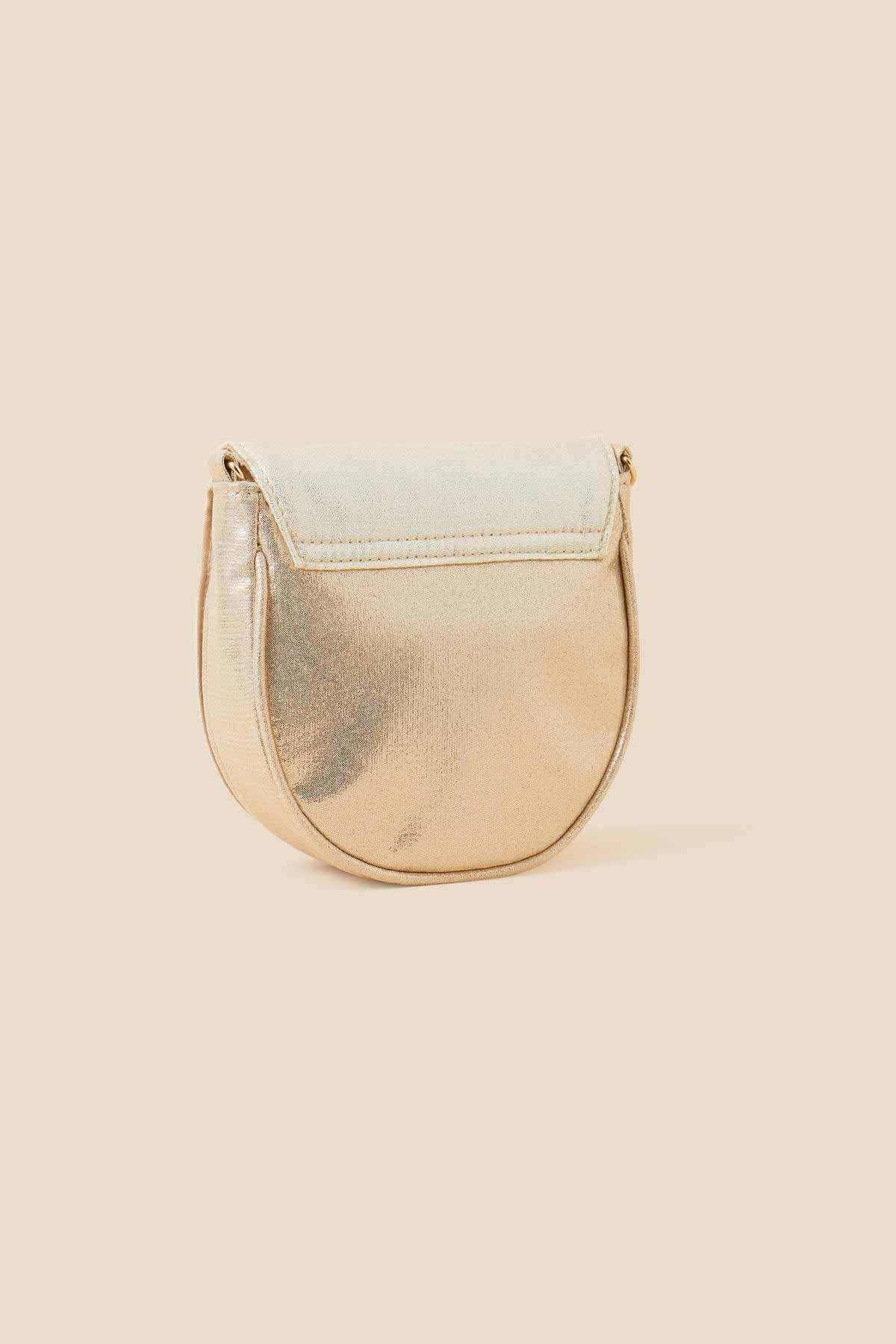 ACCESSORIZE - AK Galleria