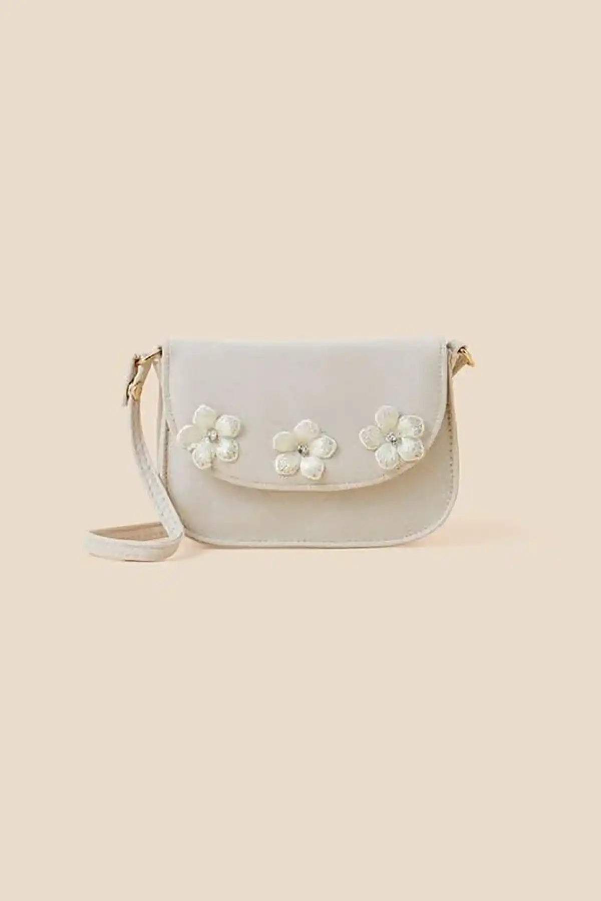ACCESSORIZE