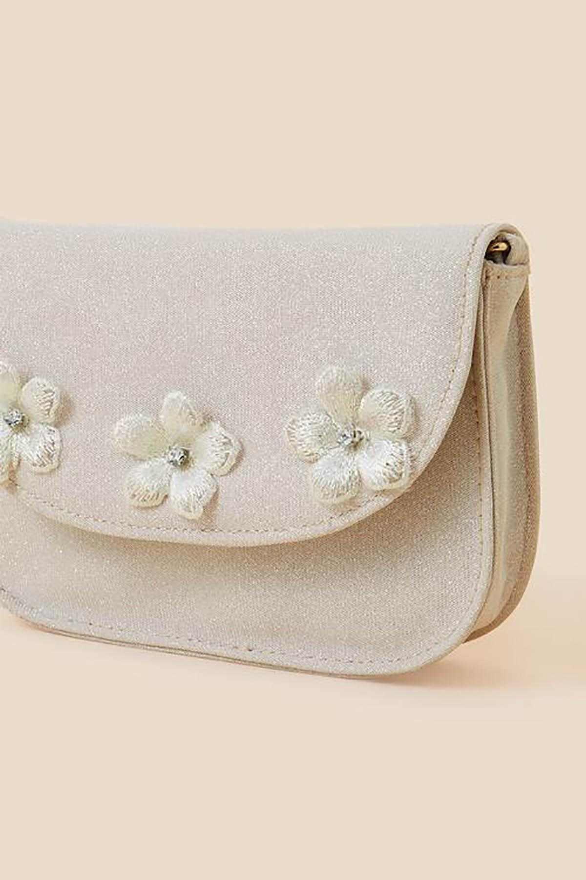 ACCESSORIZE - AK Galleria