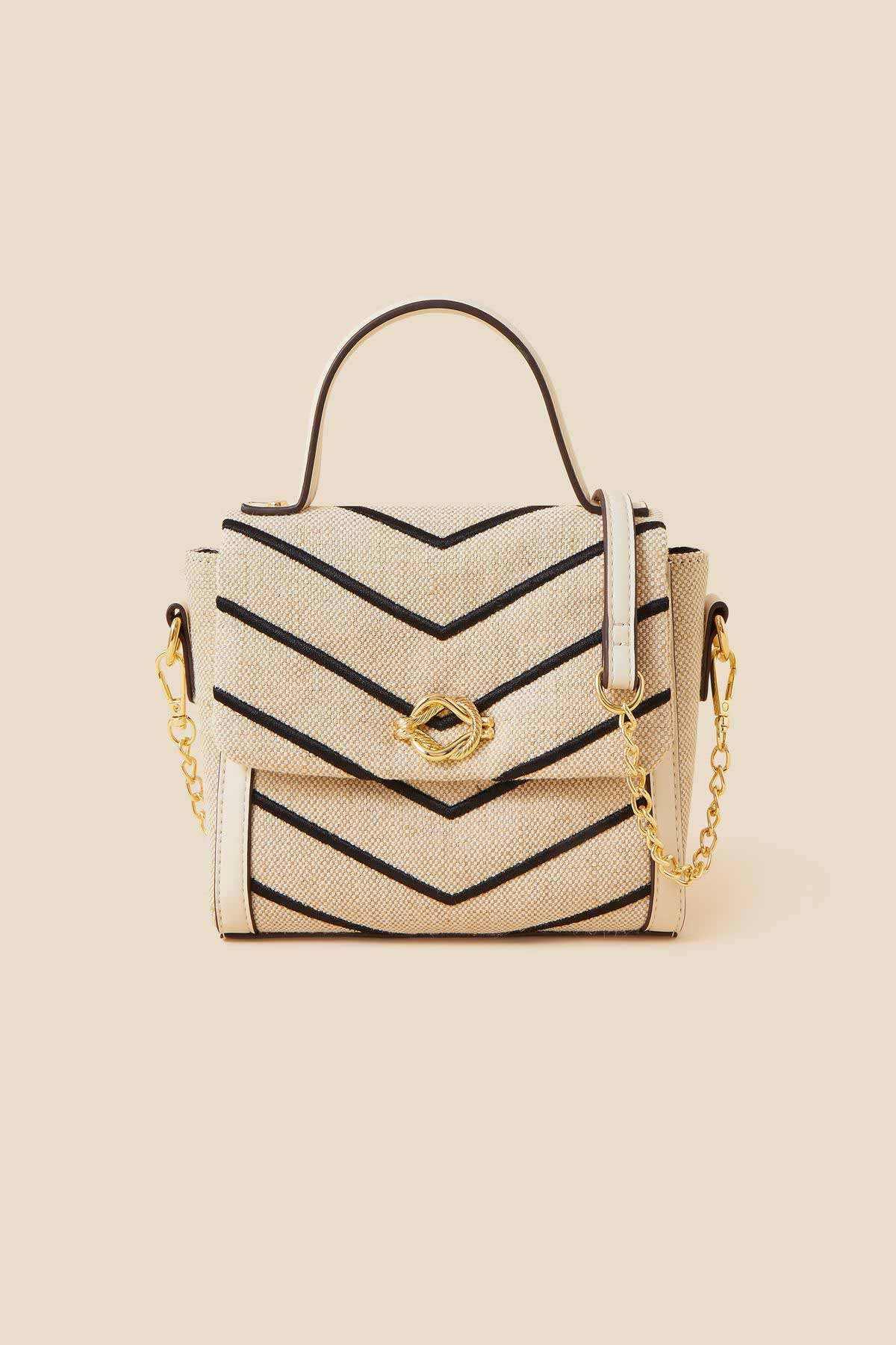 ACCESSORIZE - AK Galleria