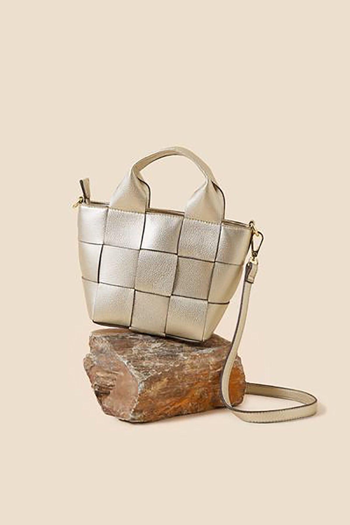 ACCESSORIZE