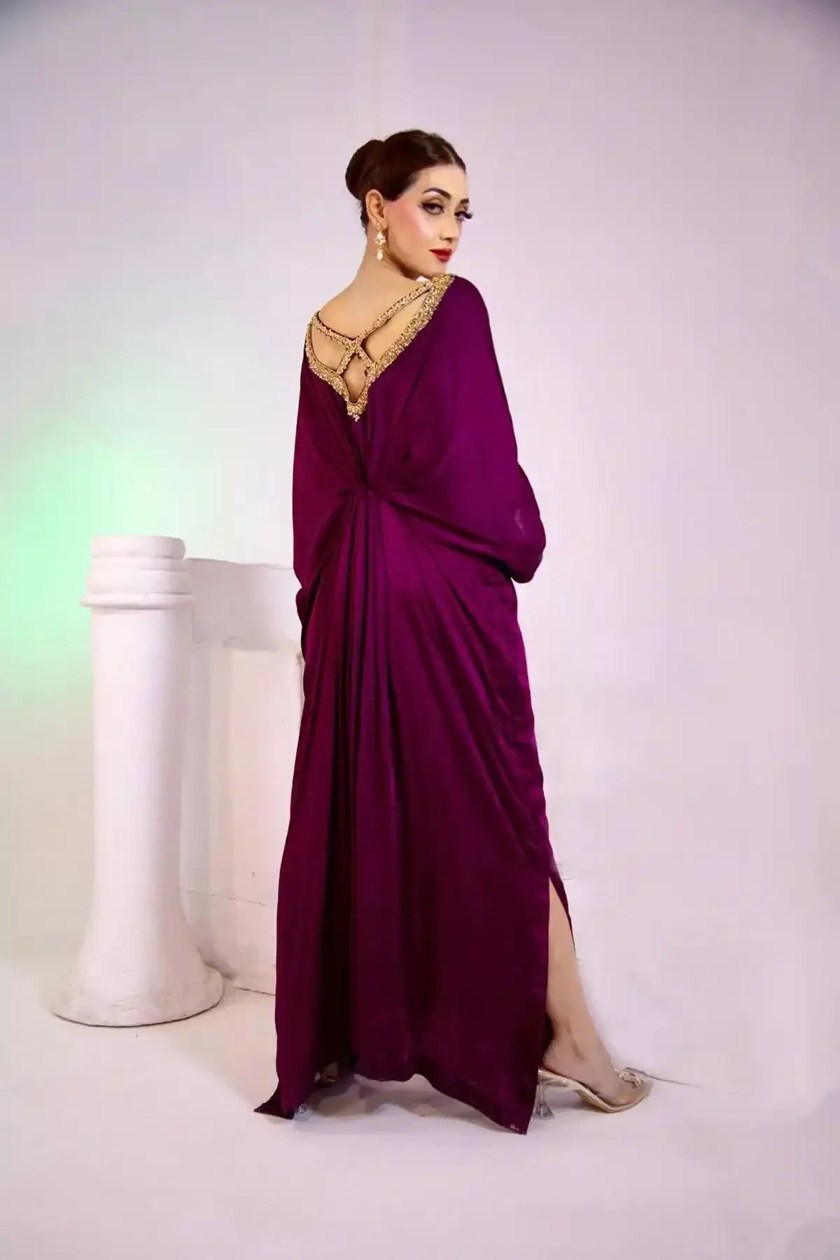 MANAAL ARFEEN - AK Galleria