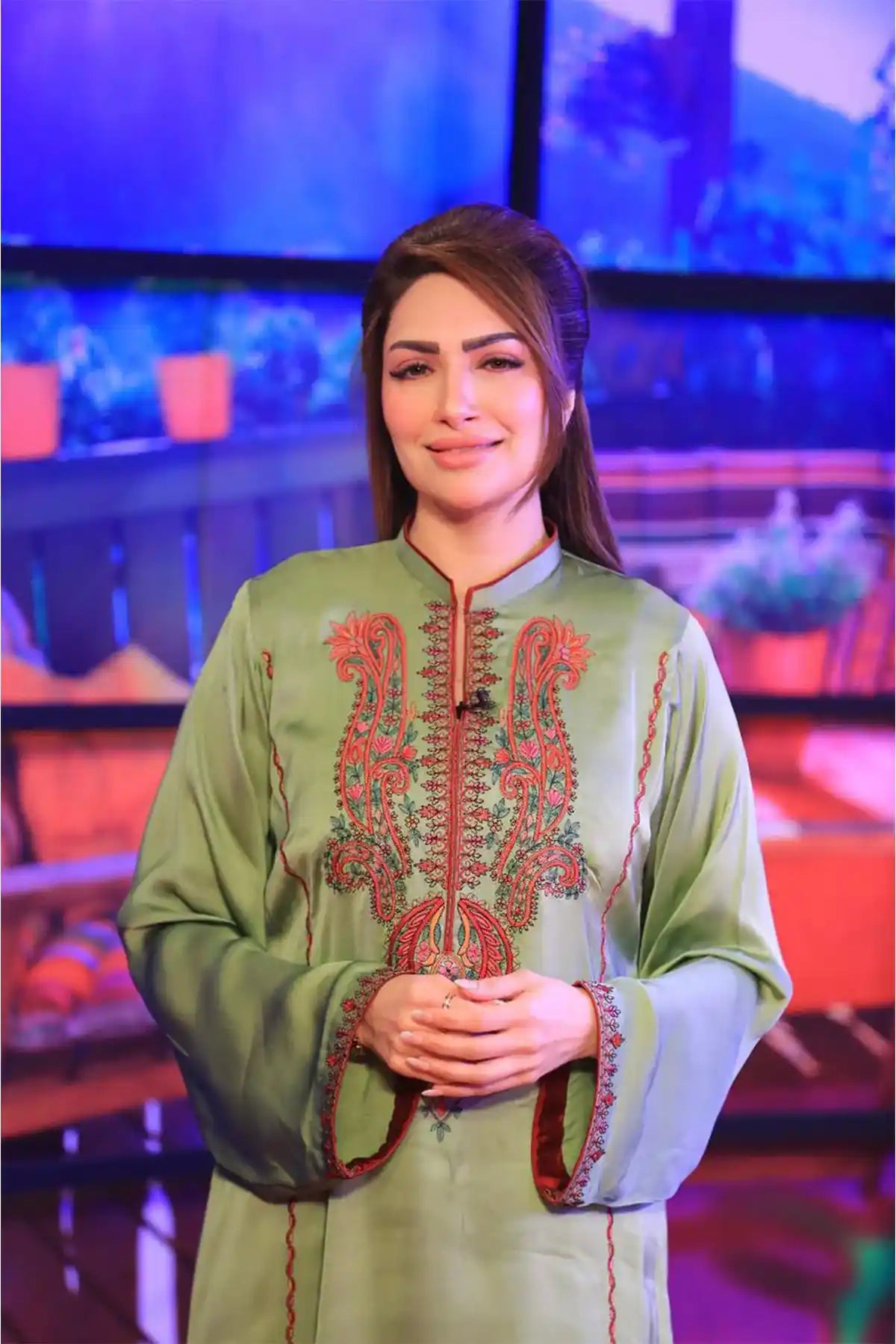 MANAAL ARFEEN