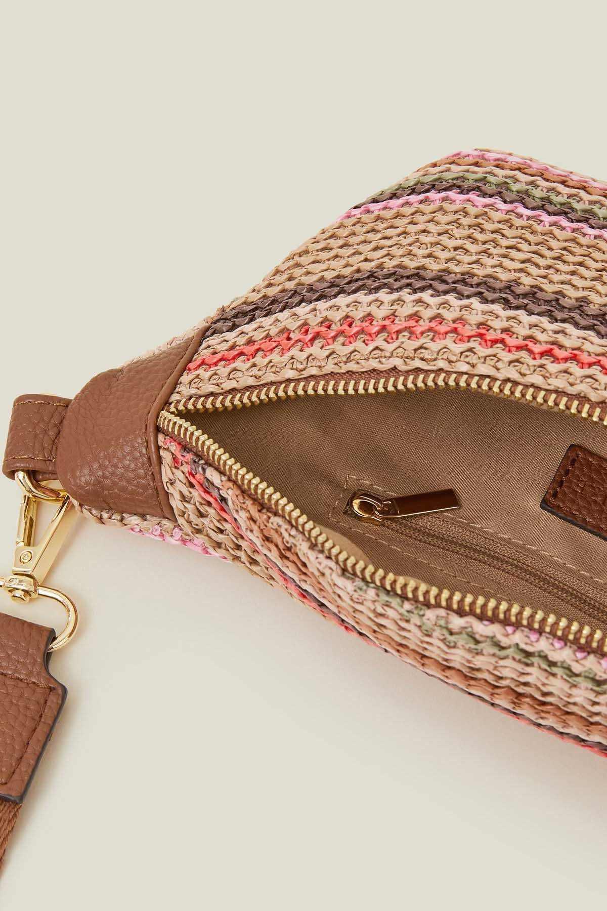 Accessorize - AK Galleria