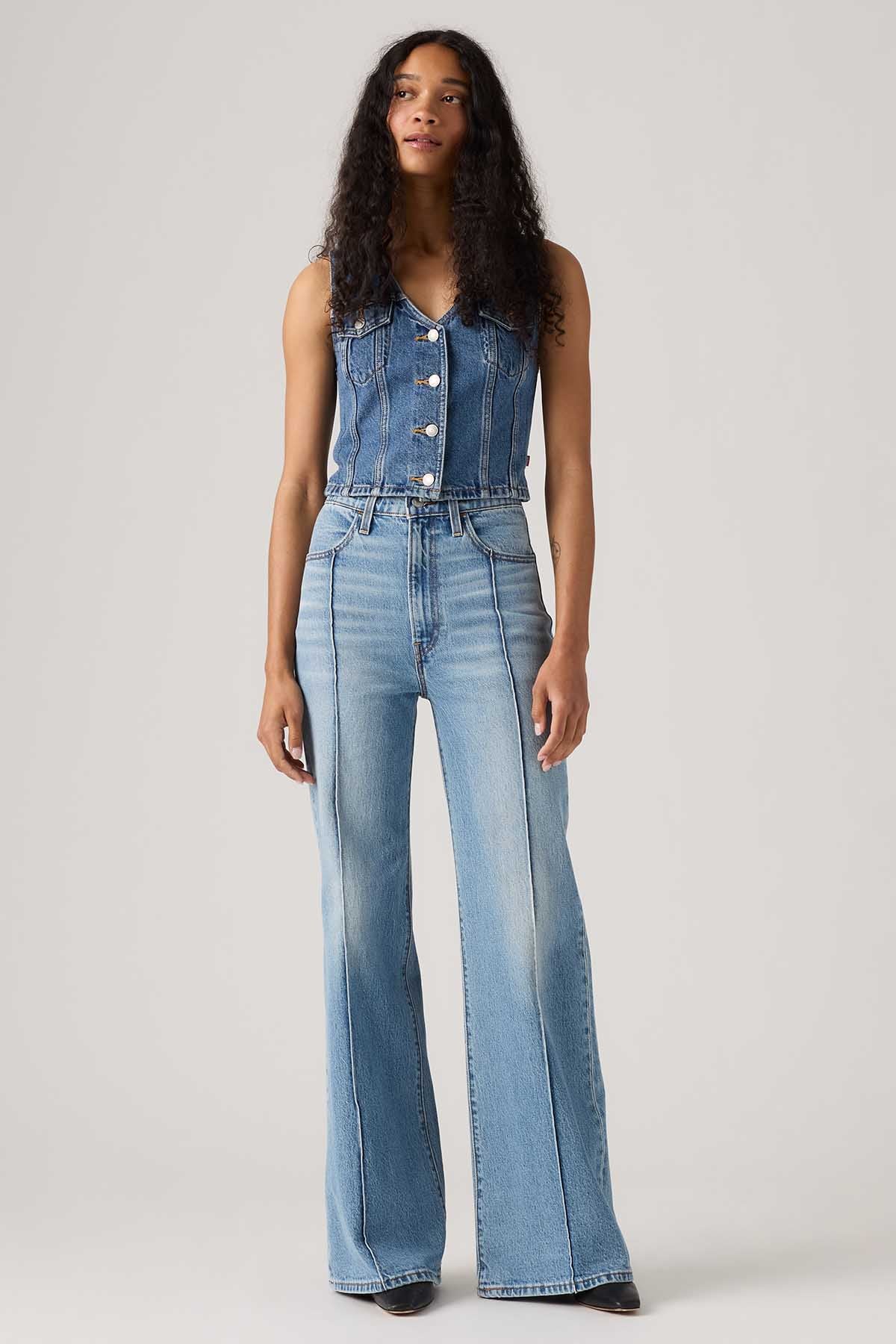 Levi's