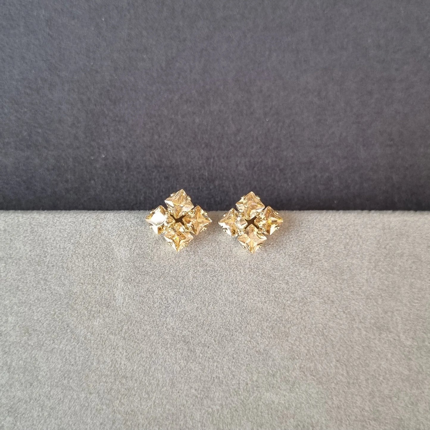 Pastels - AK Galleria