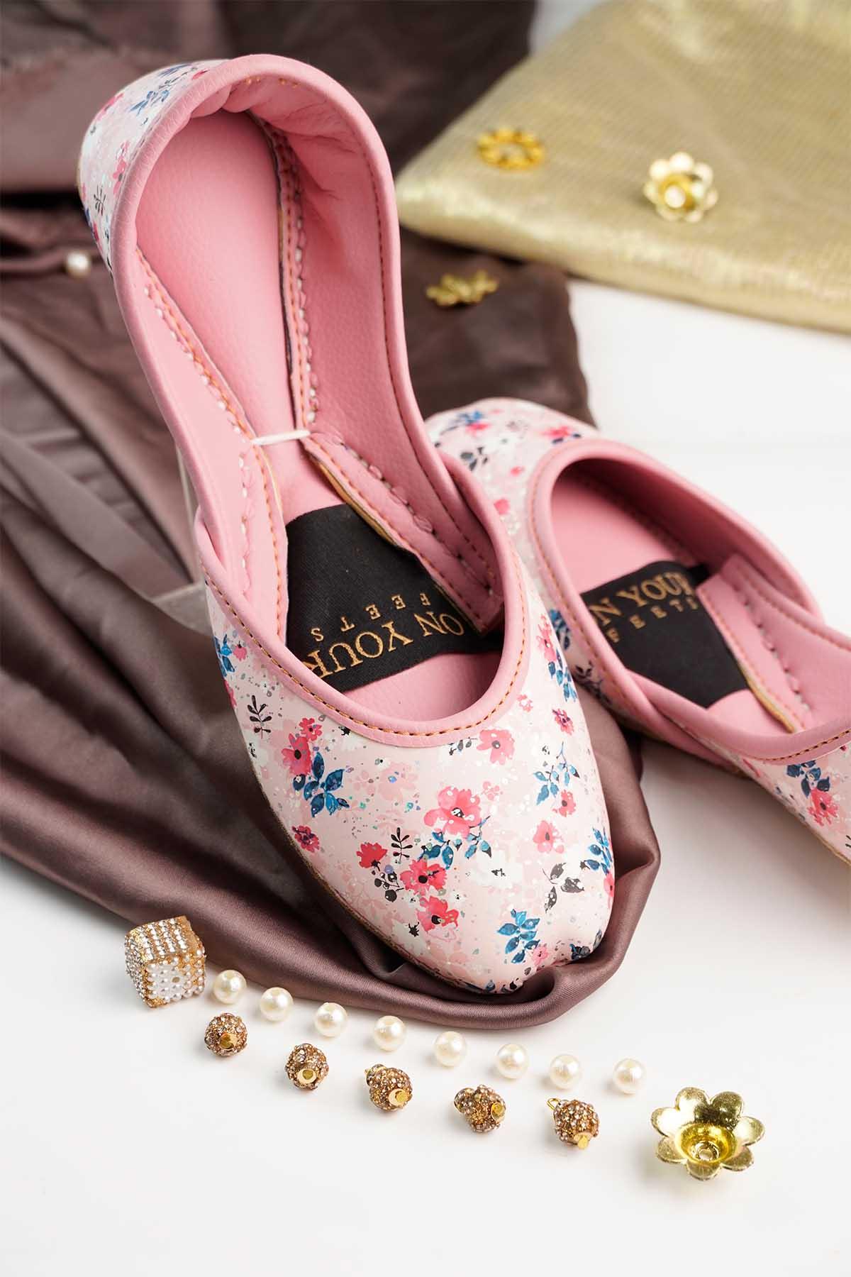 On your Feet - AK Galleria