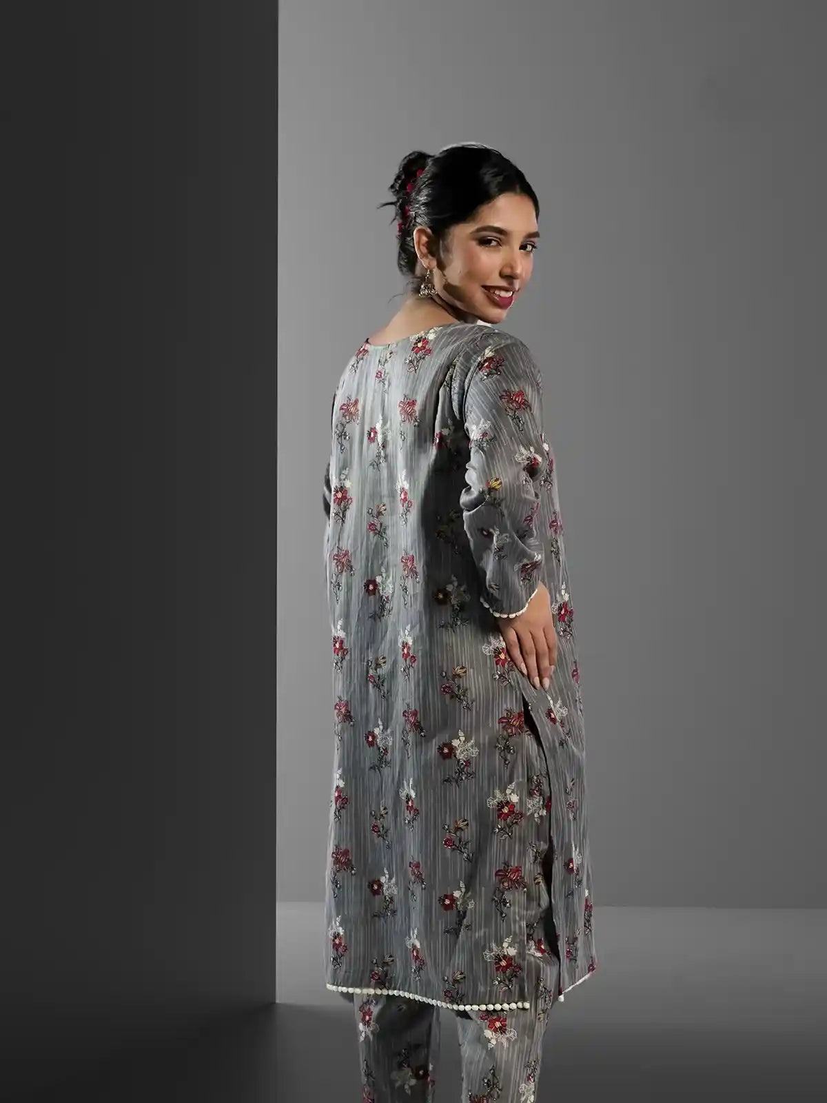 Ahlam Closet By safa textile