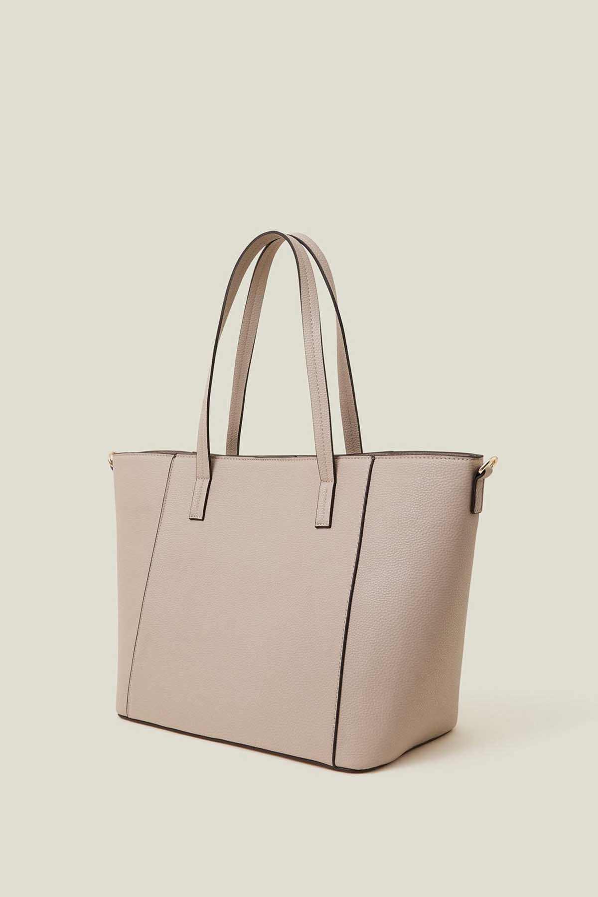 Accessorize - AK Galleria