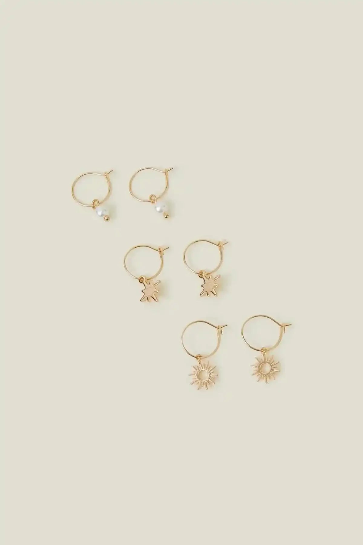 Accessorize - AK Galleria