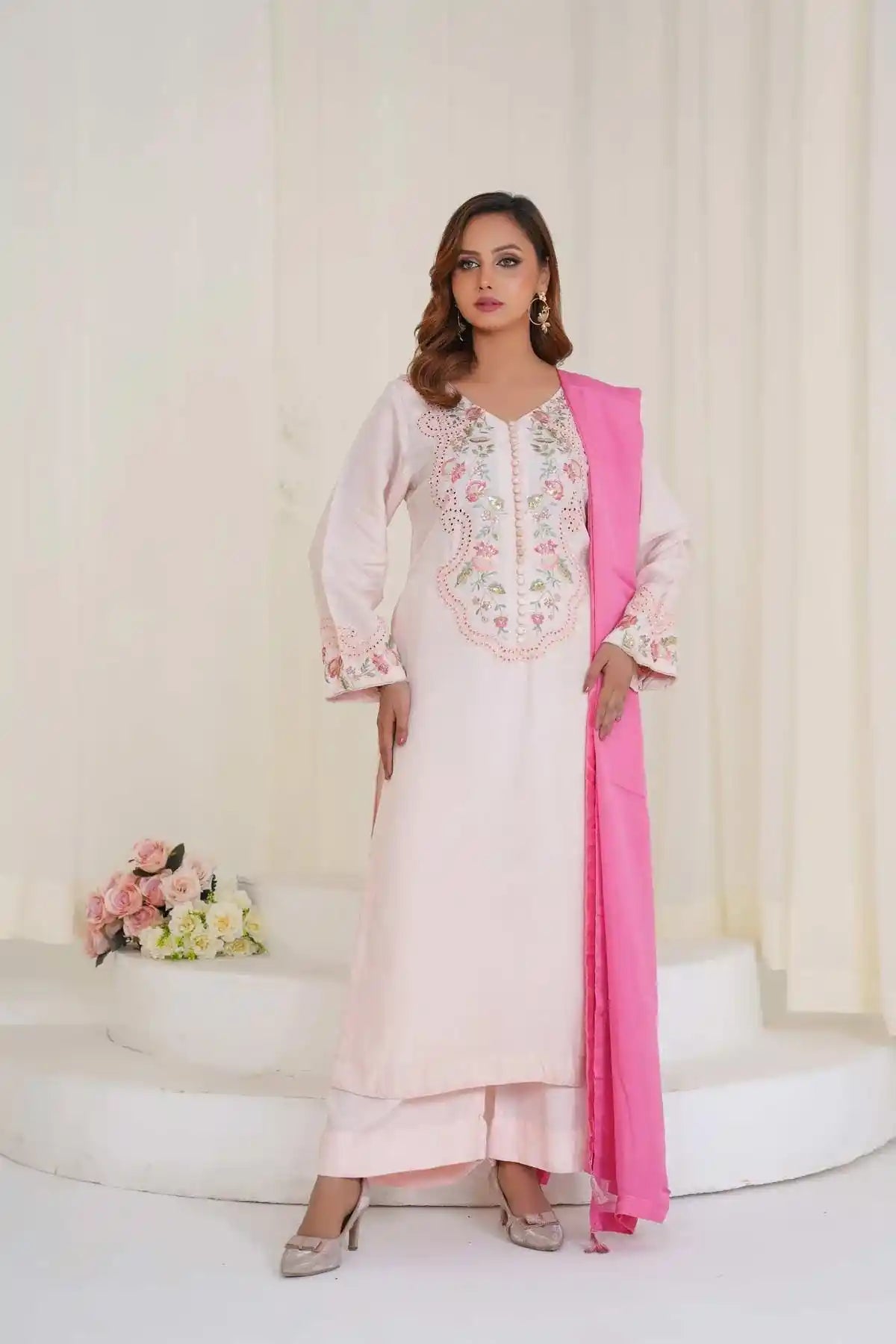 MANAAL ARFEEN