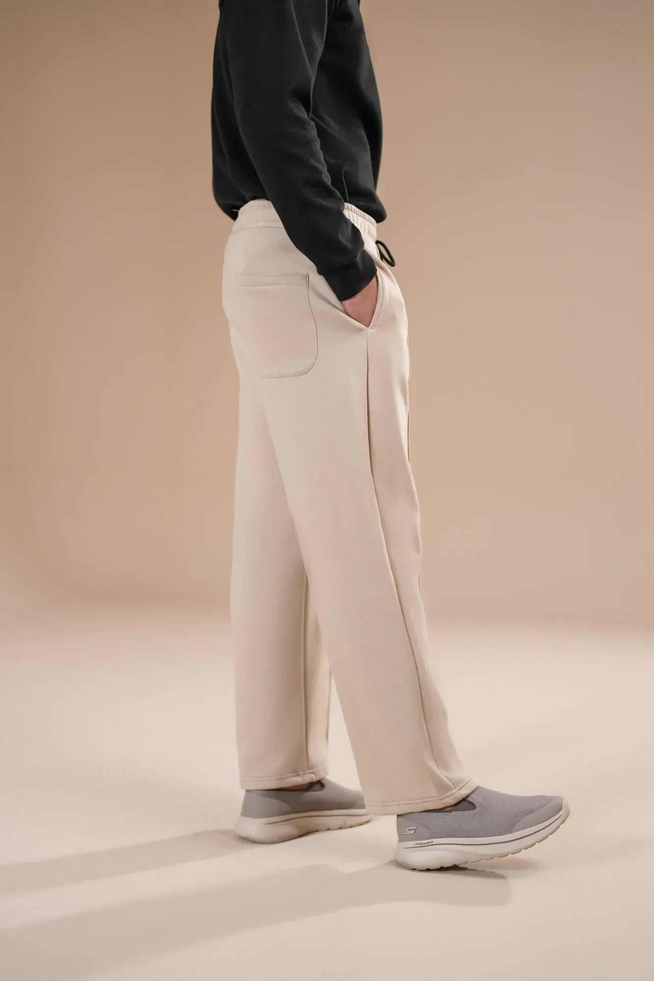 MURAQSH - AK Galleria