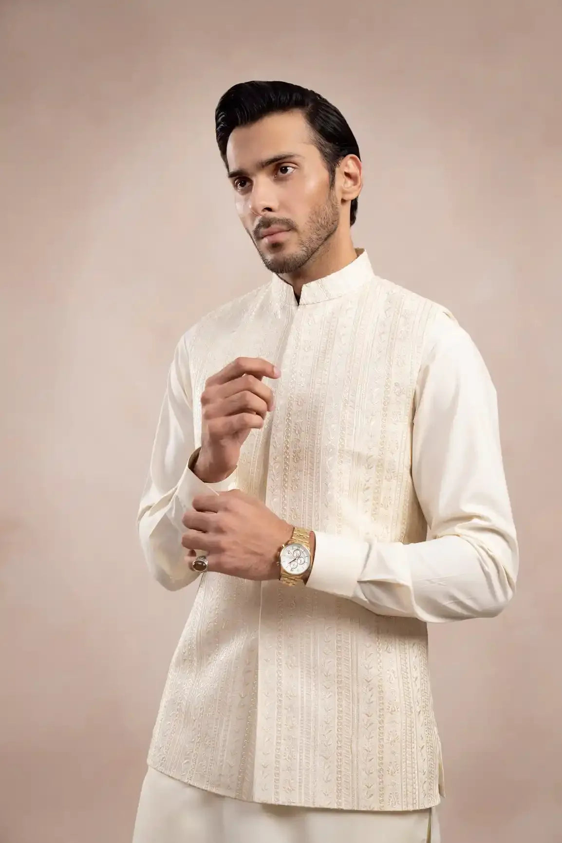 MURAQSH - AK Galleria