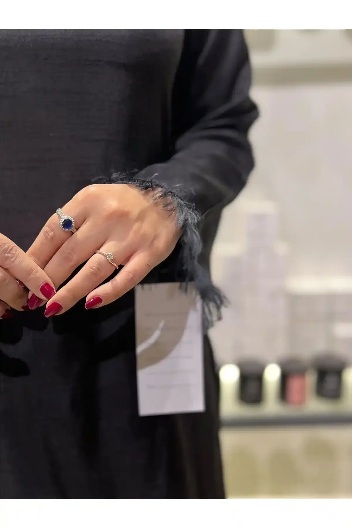 MANAAL ARFEEN - AK Galleria