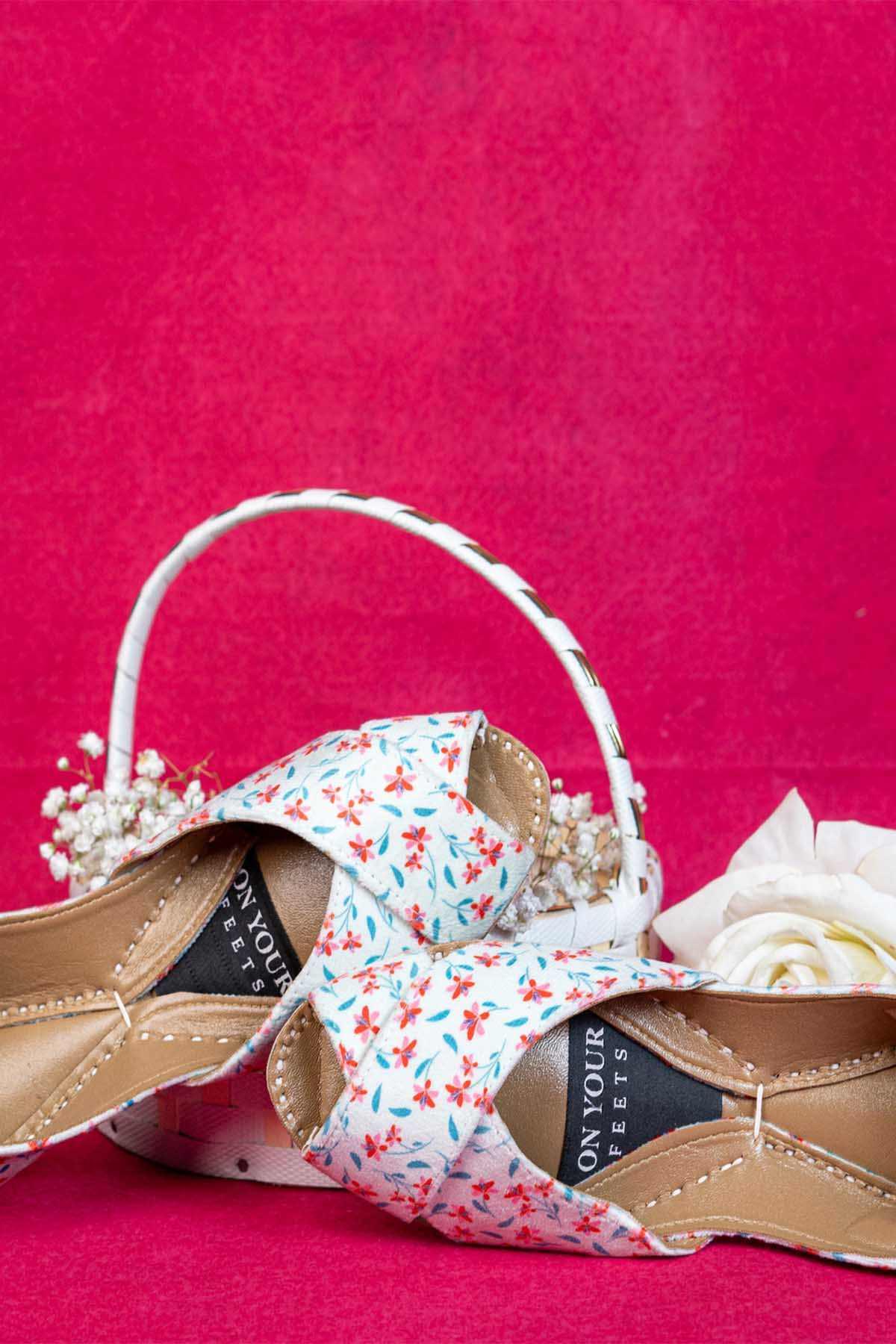 On your Feet - AK Galleria