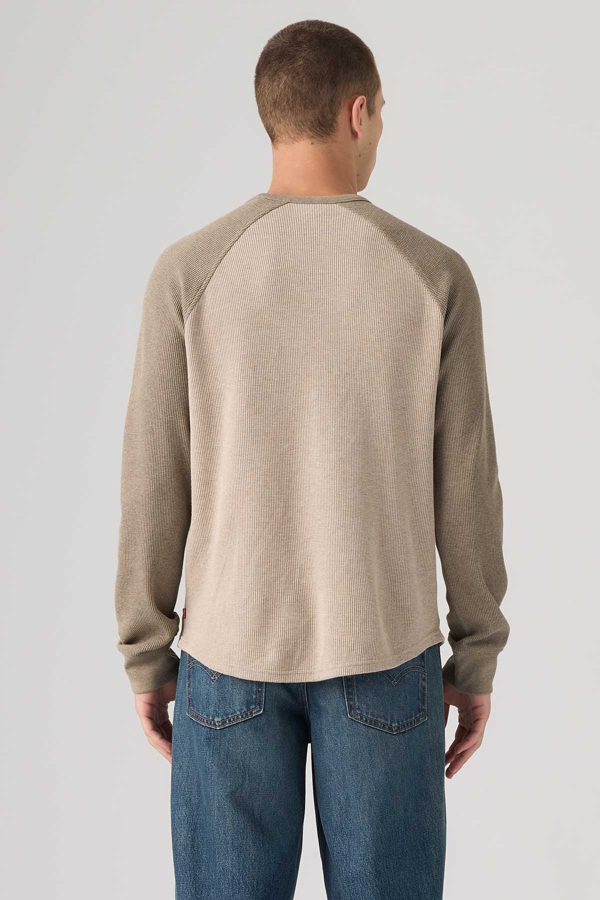Levi's
