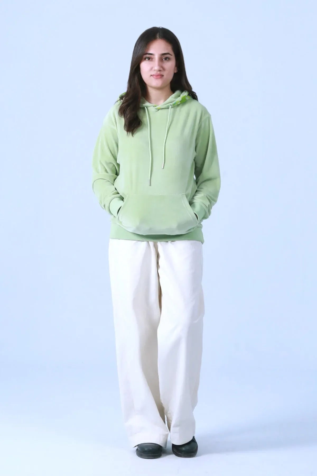 Brackets - AK Galleria