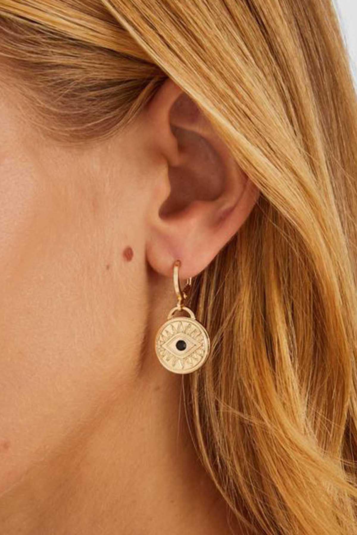 Accessorize - AK Galleria