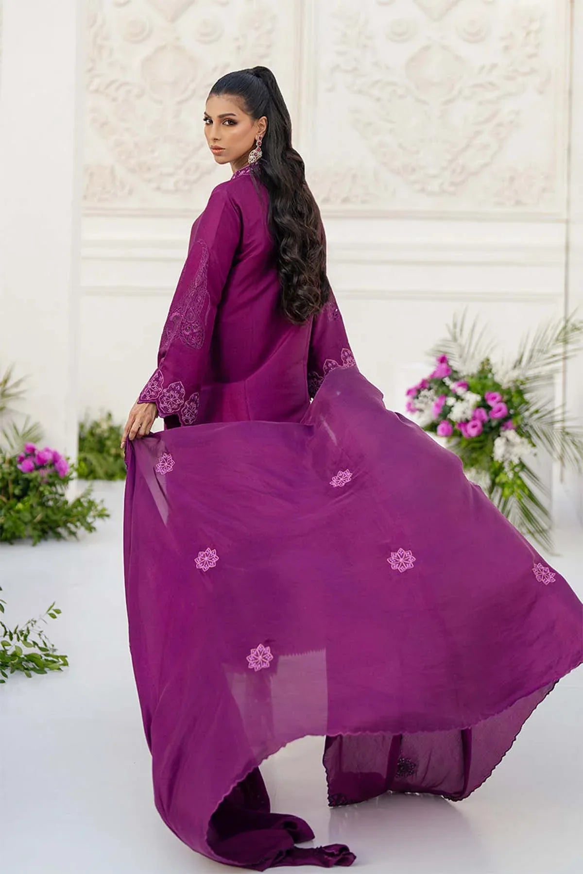 Nimra Kashif - AK Galleria