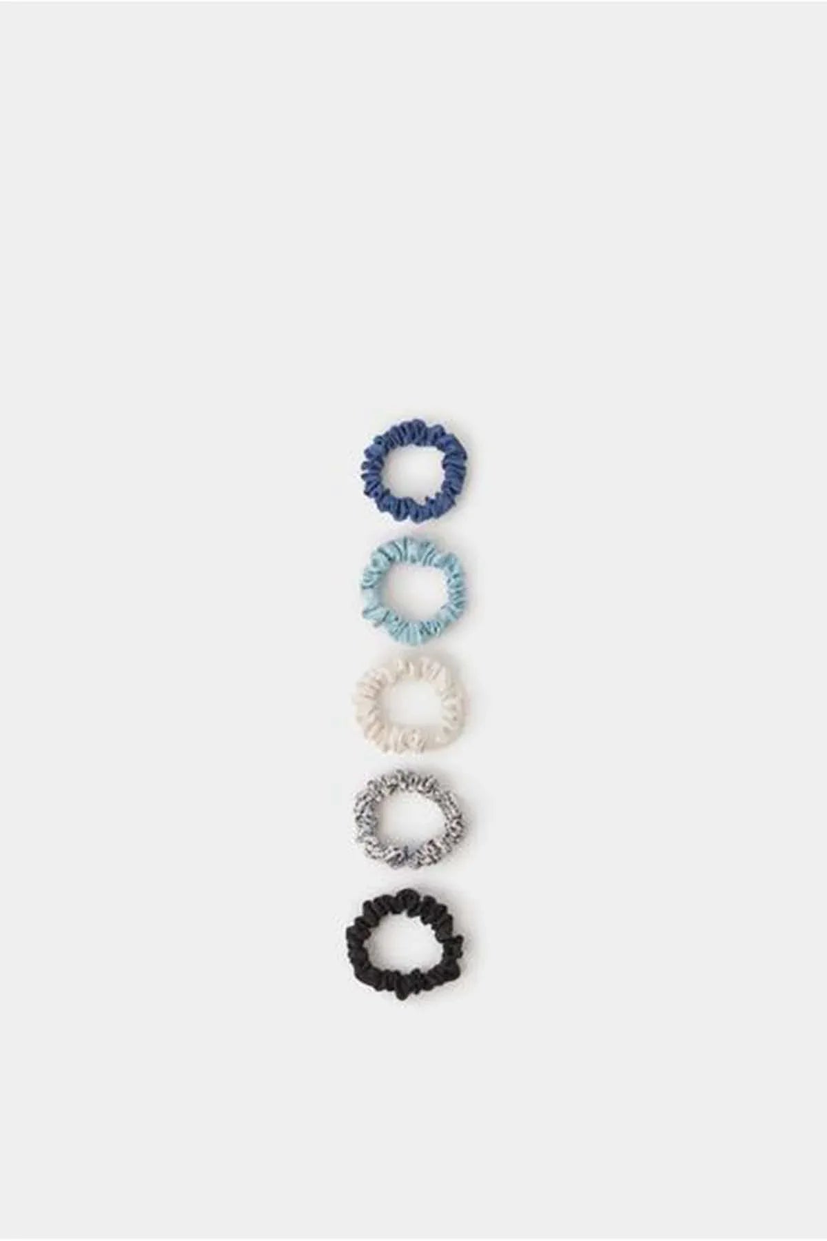 Accessorize - AK Galleria