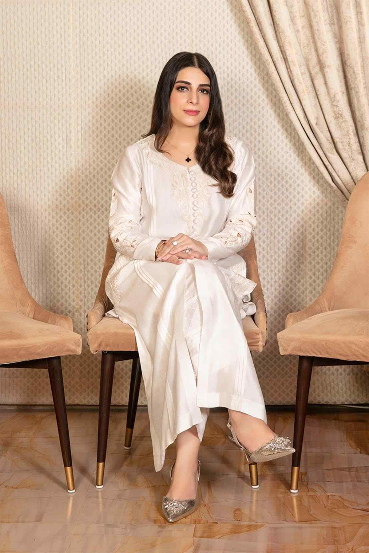 Nimra Kashif - AK Galleria
