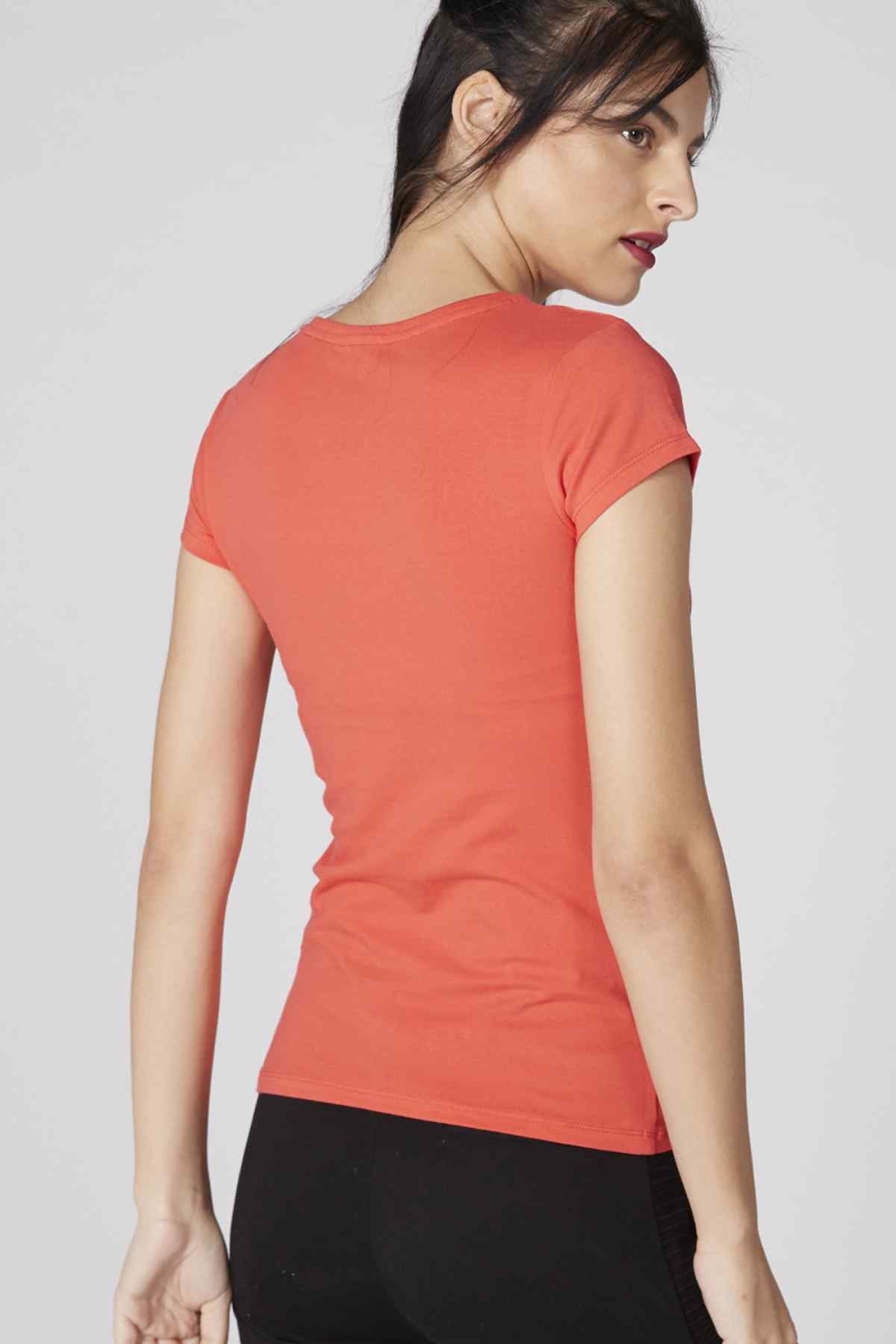 Splash red crew-neck T-shirt with short sleeves, plain back view