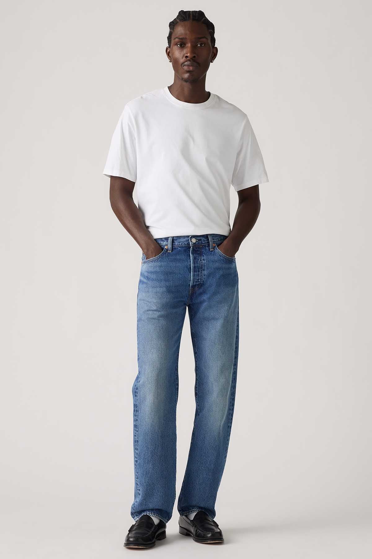 Levi's
