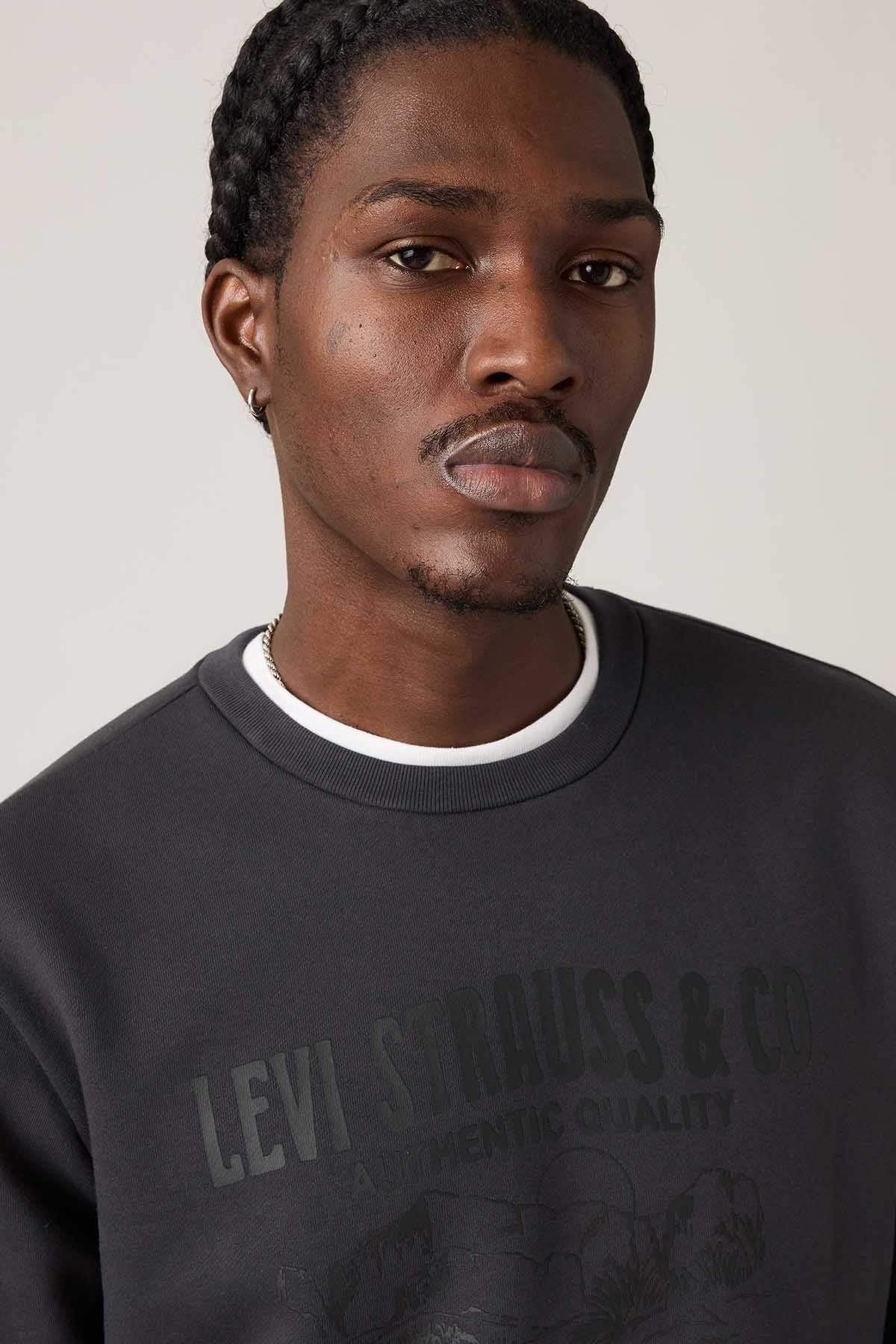 Levi's