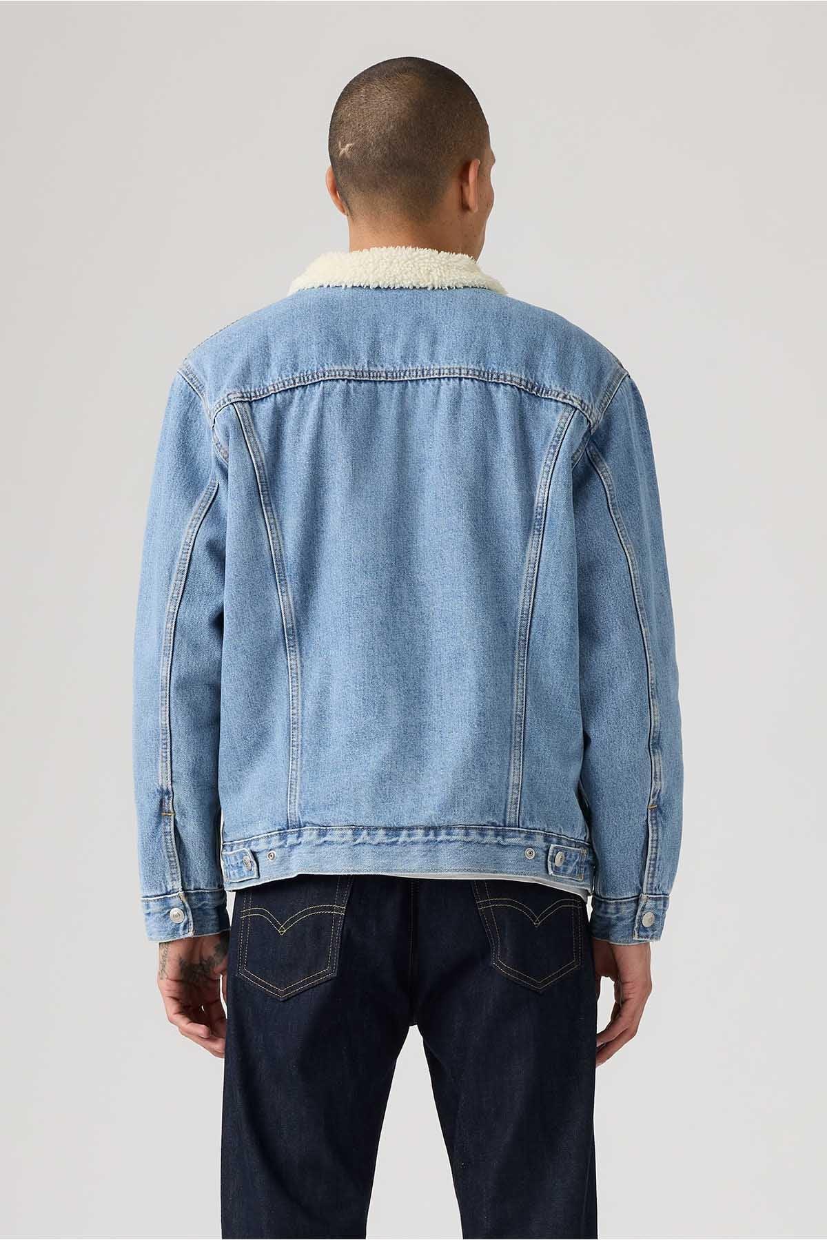 Levi's - AK Galleria