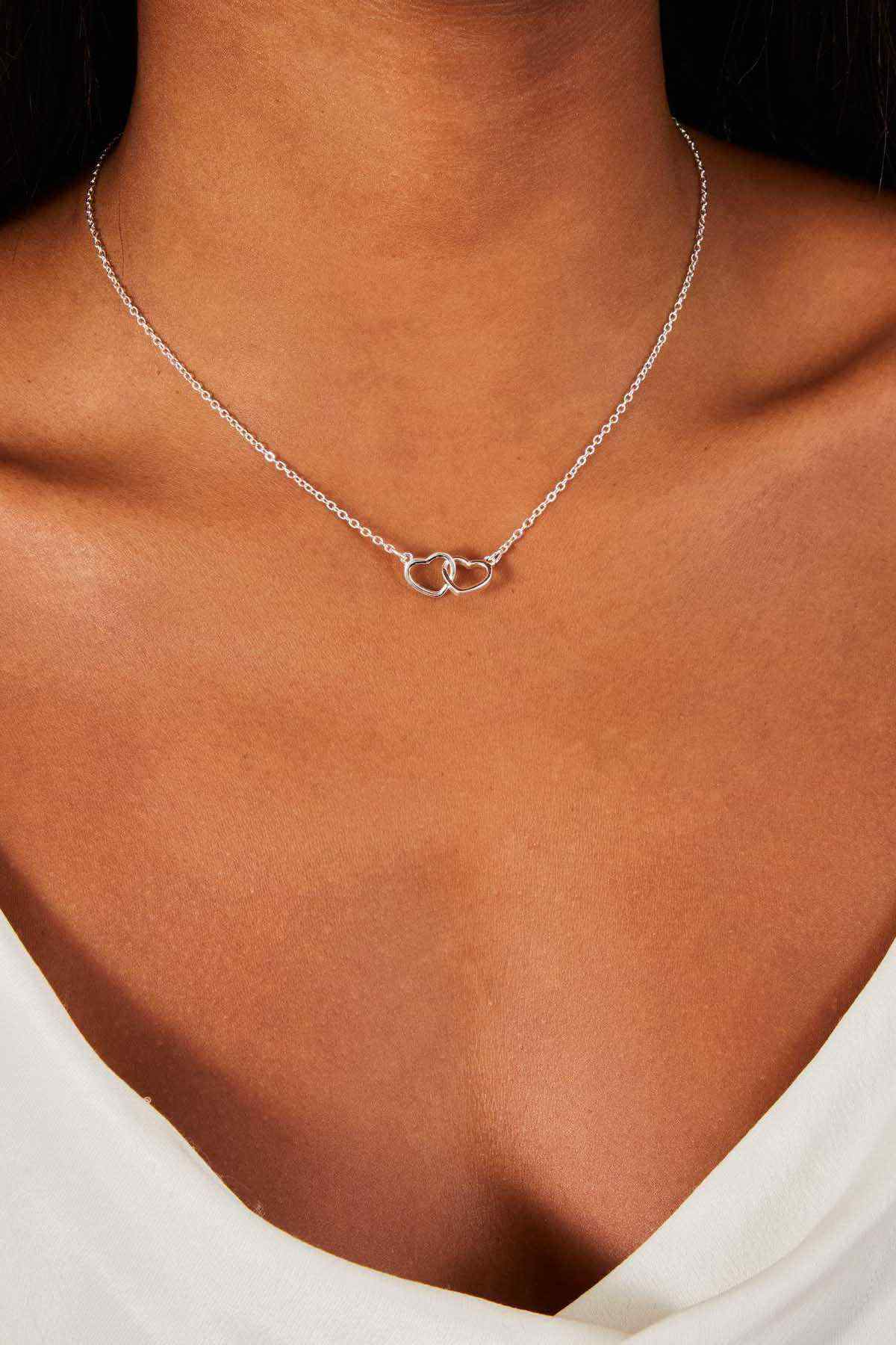 Accessorize - AK Galleria