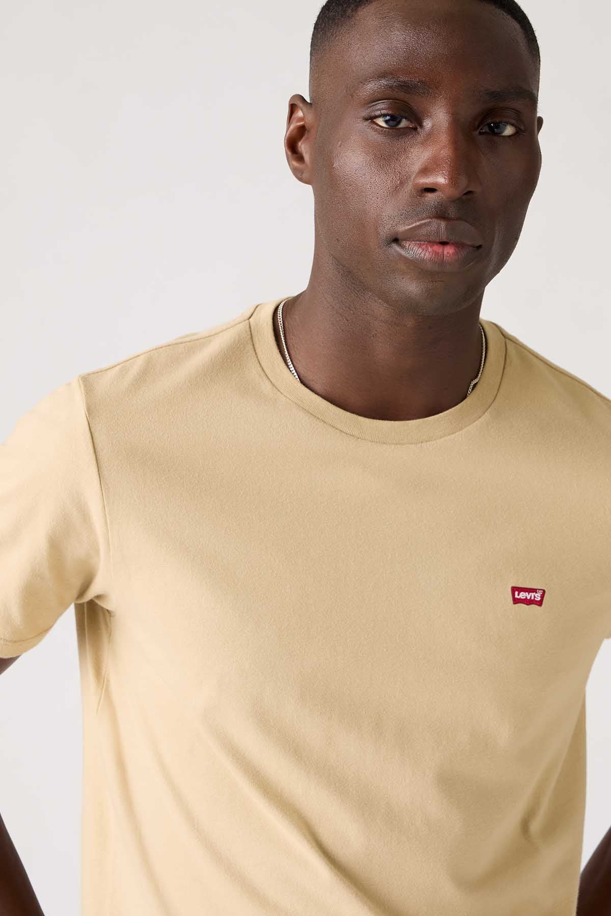 Levi's
