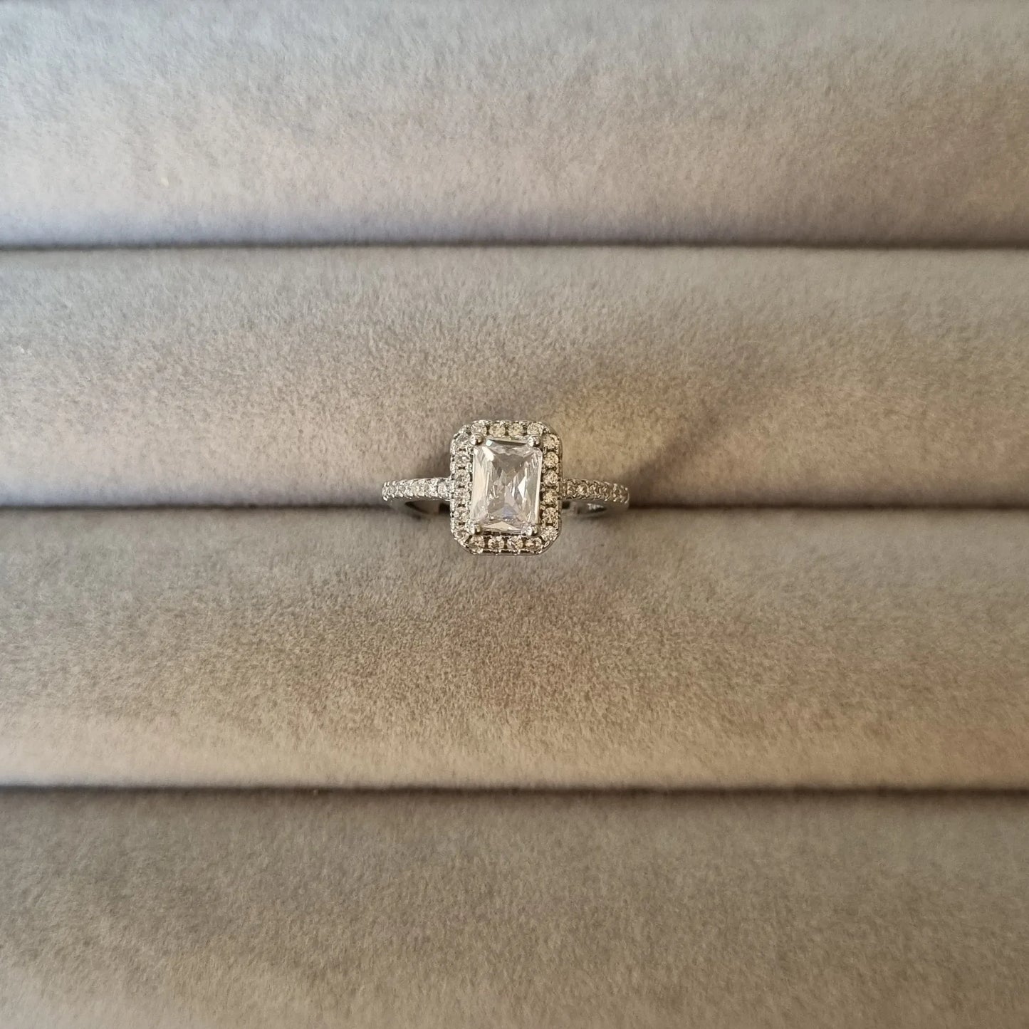 Pastels - AK Galleria