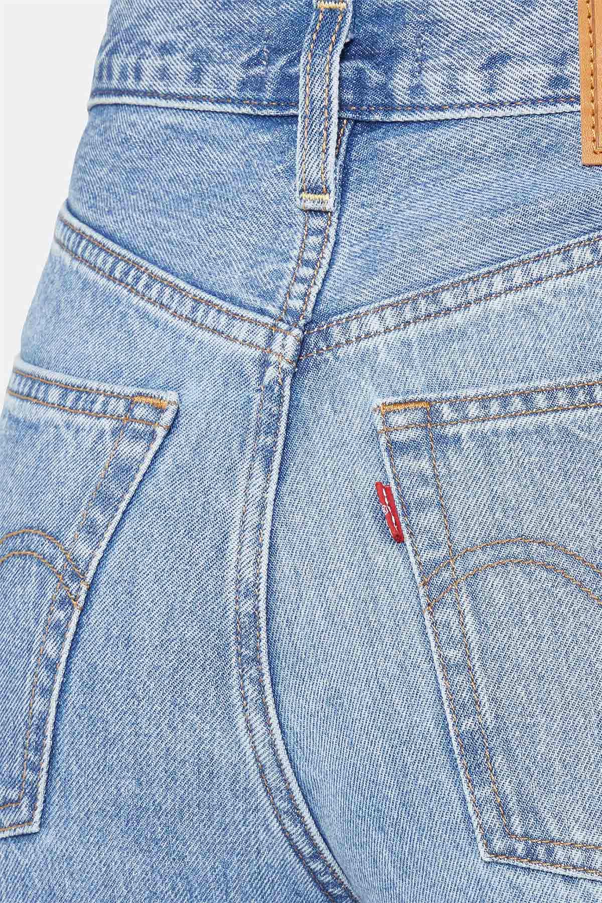 Levi's