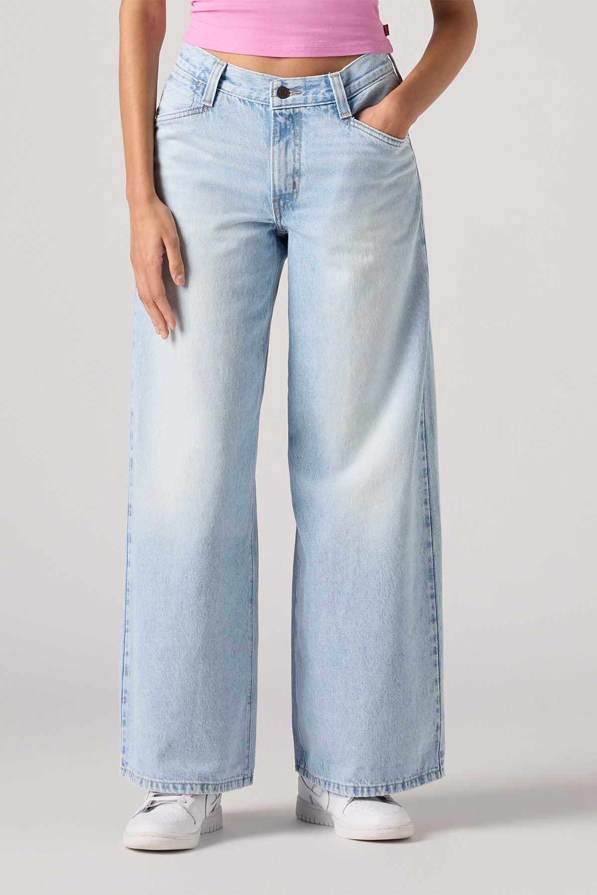 Levi's
