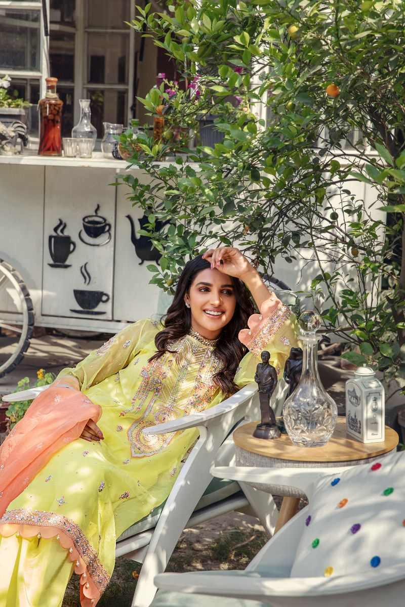 Malook - AK Galleria