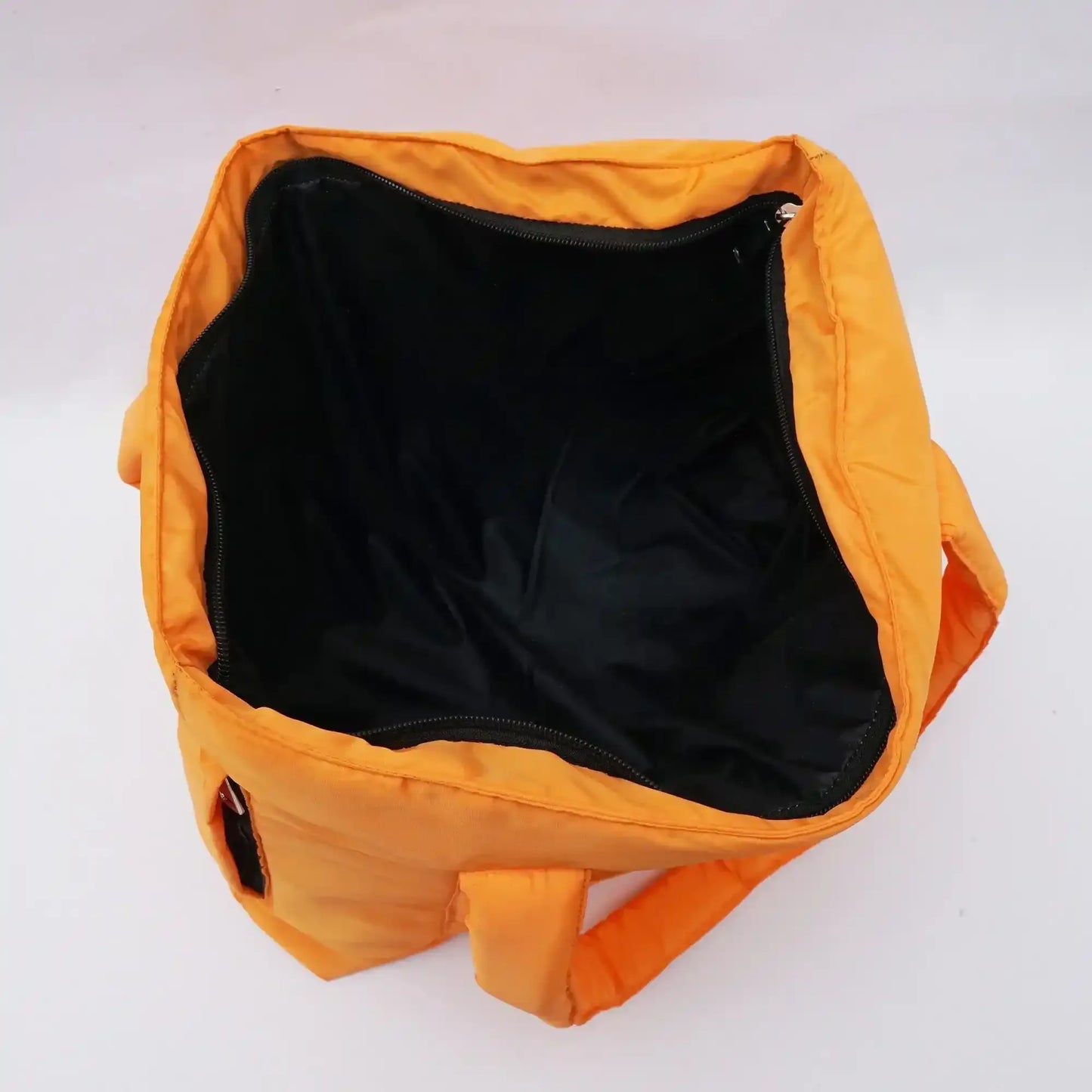 A tailor's son - AK Galleria