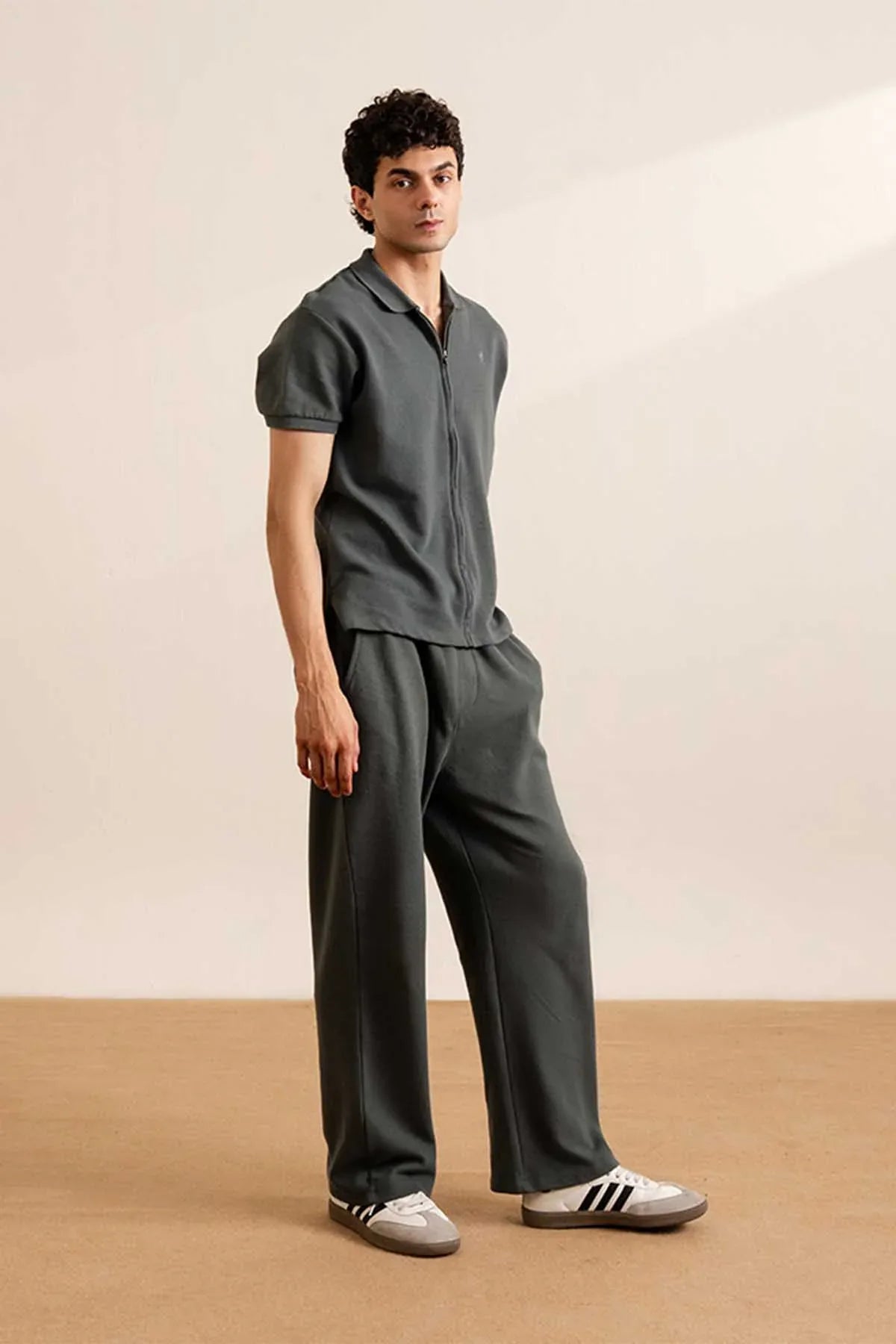 FITTED - AK Galleria