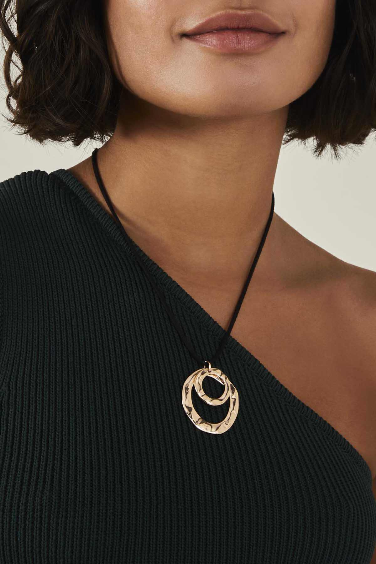 Accessorize - AK Galleria