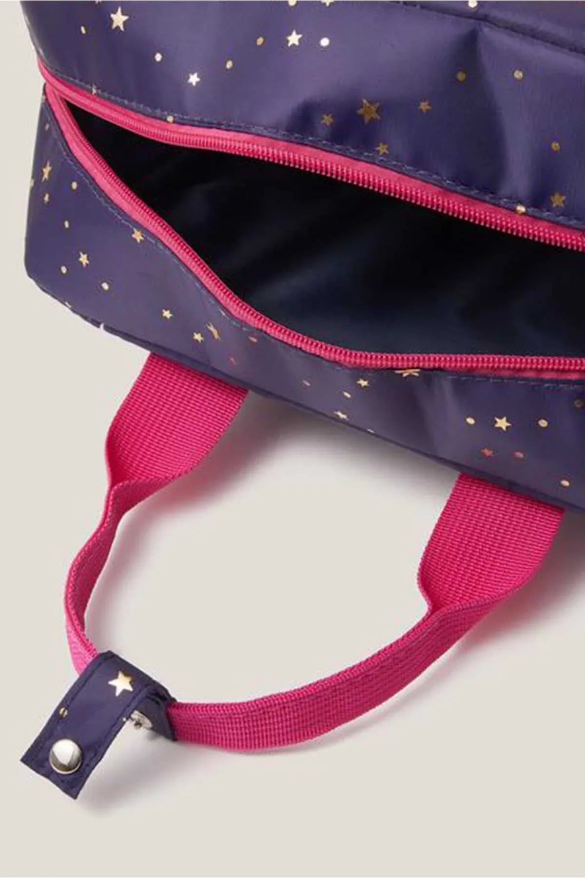 Accessorize - AK Galleria